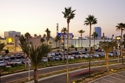 The Outlets at Orange, Los Angeles